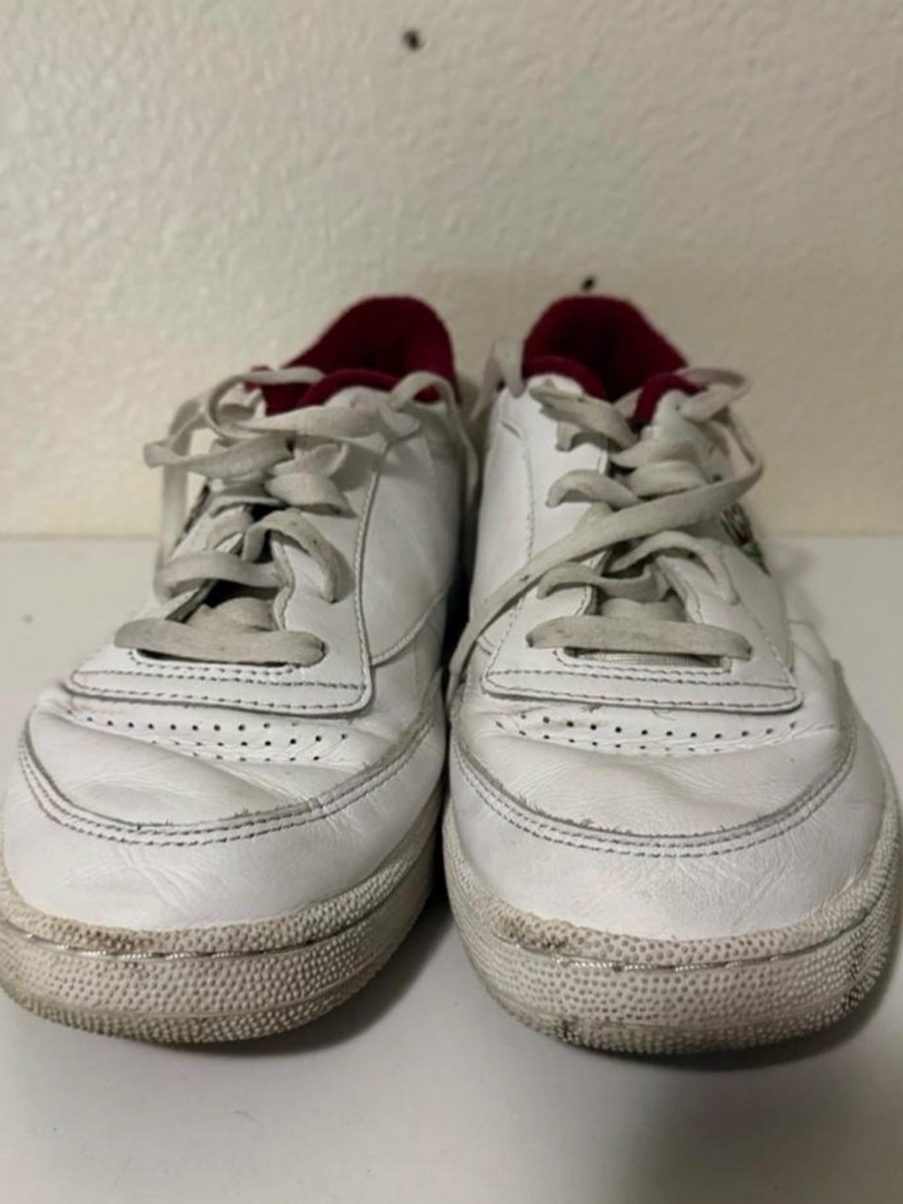 Reebok White Sneakers with Deep Pink Interior